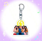 breloc katseye kpop trupa logo