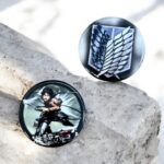 set insigne attack on titan